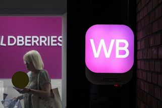 Ukrajinci drtí ruský sen. WB je „smlouva“ Putina a občanů o nákupech za super ceny